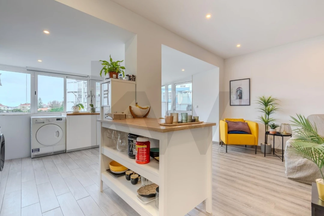 Apartamento T2 para Venda em Rio de Mouro Foto 8