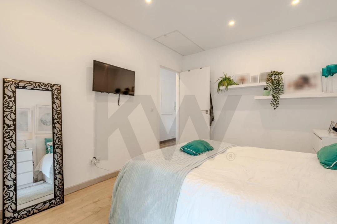 Apartamento T2 para Venda em Rio de Mouro Foto 28