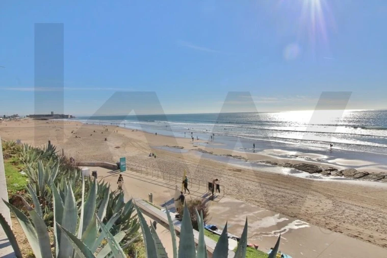 Apartamento T1 para Venda em Carcavelos e Parede Foto 17