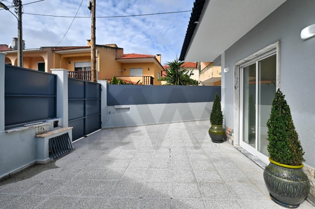 Moradia T4 para Venda em Cascais e Estoril Foto 3