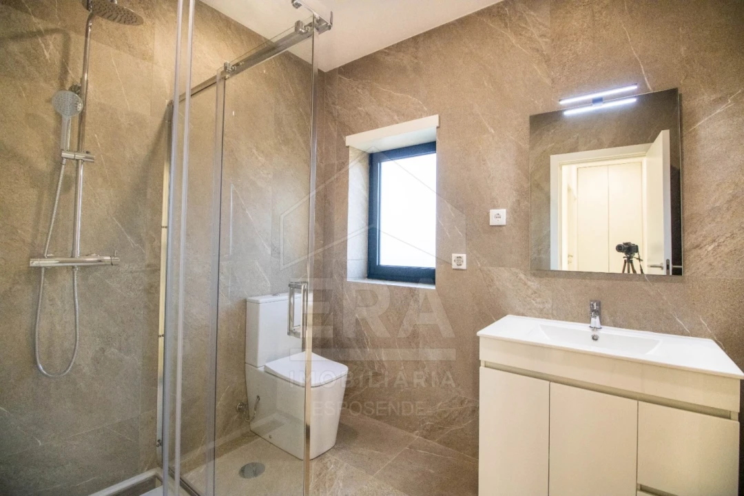 Moradia T4 para Venda em Subportela, Deocriste e Portela Susã Foto 13