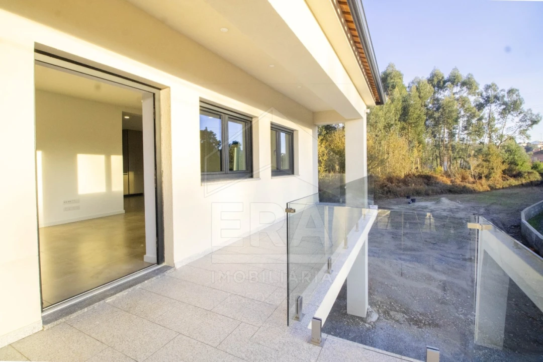 Moradia T4 para Venda em Subportela, Deocriste e Portela Susã Foto 18