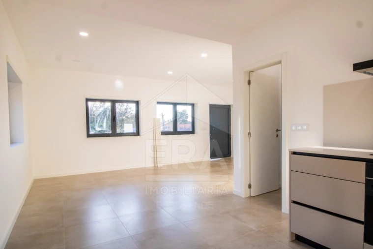 Moradia T4 para Venda em Subportela, Deocriste e Portela Susã Foto 5