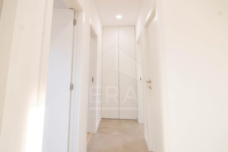 Moradia T4 para Venda em Subportela, Deocriste e Portela Susã Foto 9