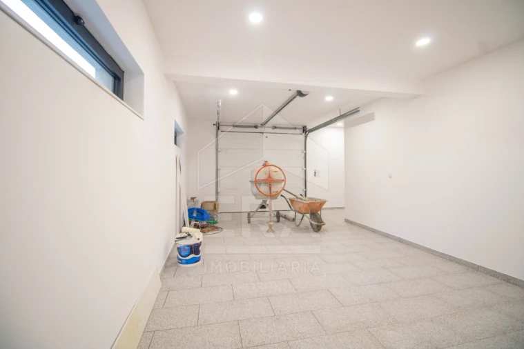 Moradia T4 para Venda em Subportela, Deocriste e Portela Susã Foto 15