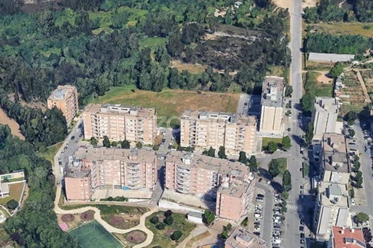 Apartamento T2 para Venda em Valongo Foto 33