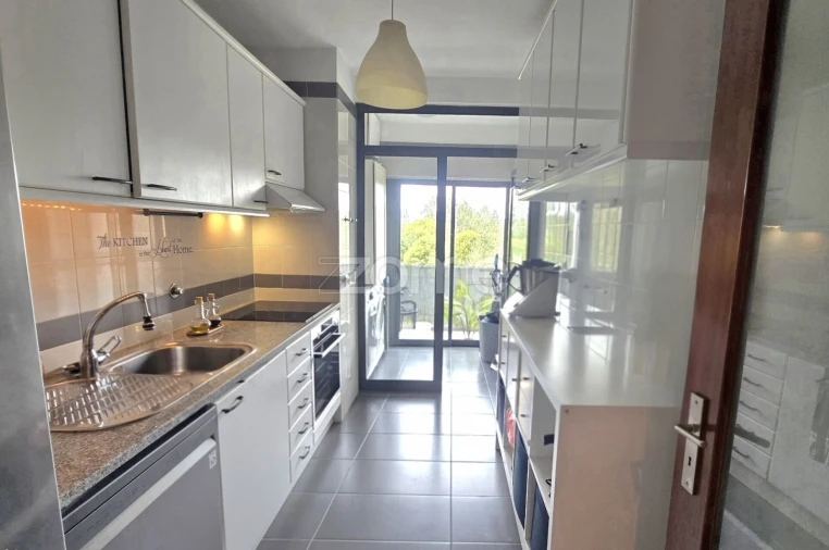 Apartamento T2 para Venda em Valongo Foto 7