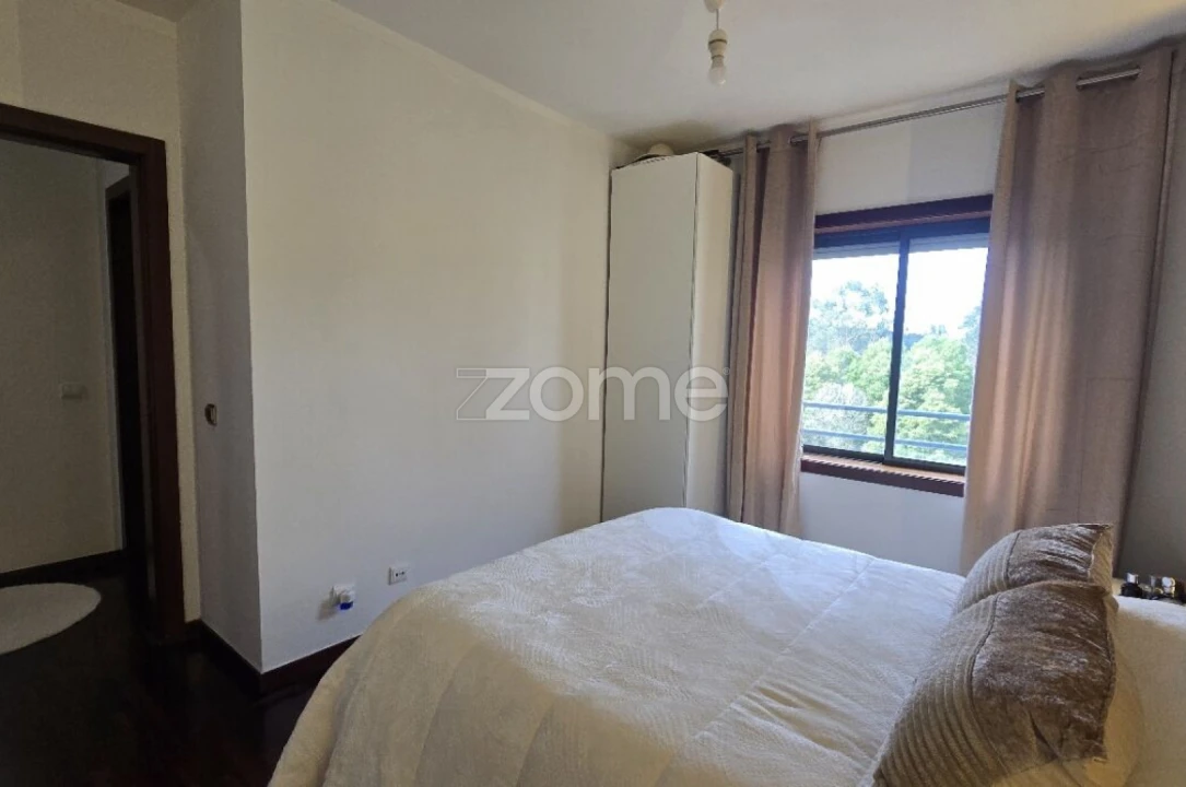 Apartamento T2 para Venda em Valongo Foto 22