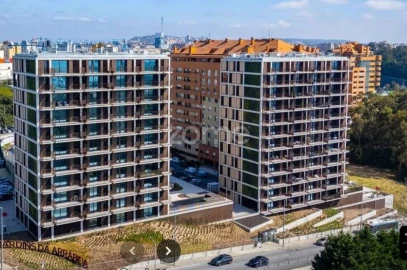 Apartamento T4 para Venda em Santa Marinha e São Pedro da Afurada