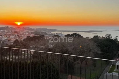 Apartamento T4 para Venda em Santa Marinha e São Pedro da Afurada
