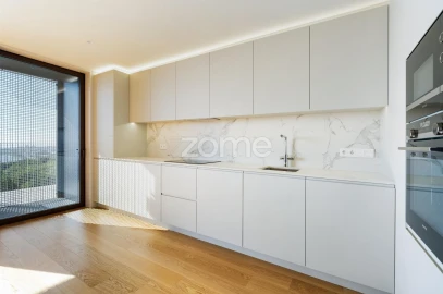 Apartamento T4 para Venda em Santa Marinha e São Pedro da Afurada