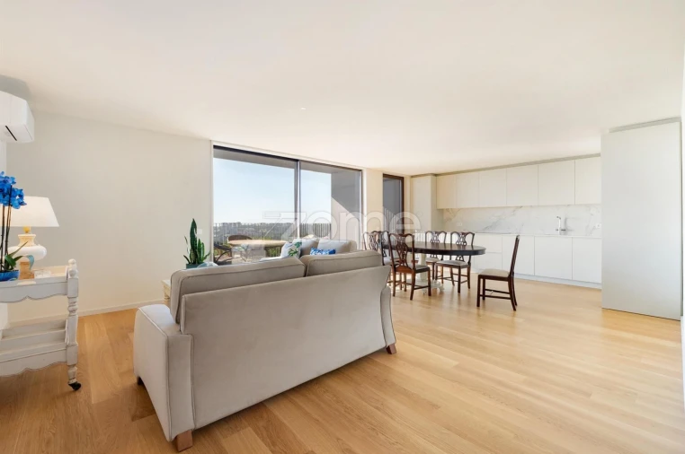 Apartamento T4 para Venda em Santa Marinha e São Pedro da Afurada Foto 6