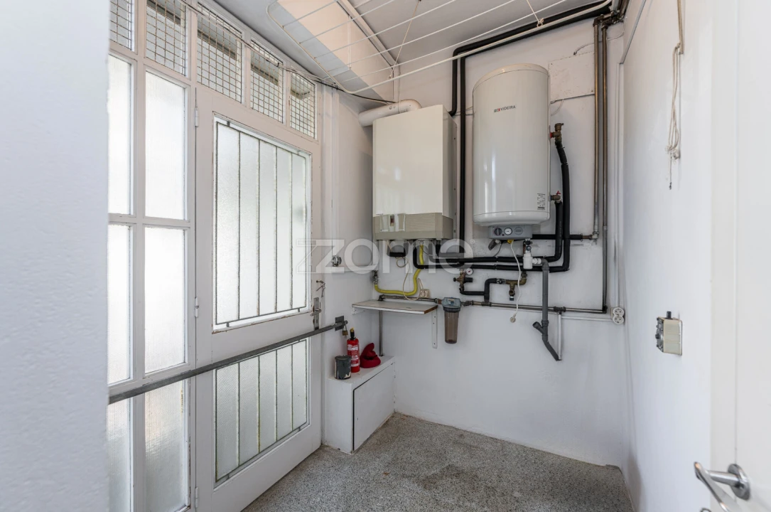 Apartamento T4 para Arrendamento em Ramalde Foto 11