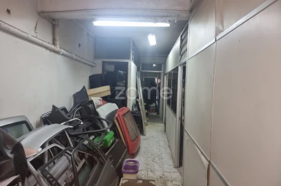 Terreno Comércio / Armazém para Venda em Ramalde