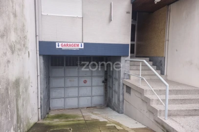 Terreno Comércio / Armazém para Venda em Ramalde