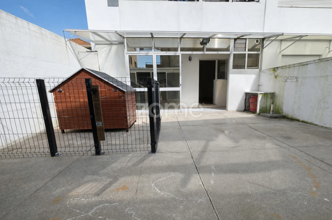 Apartamento T3 para Arrendamento em Custóias, Leça do Balio e Guifões Foto 18