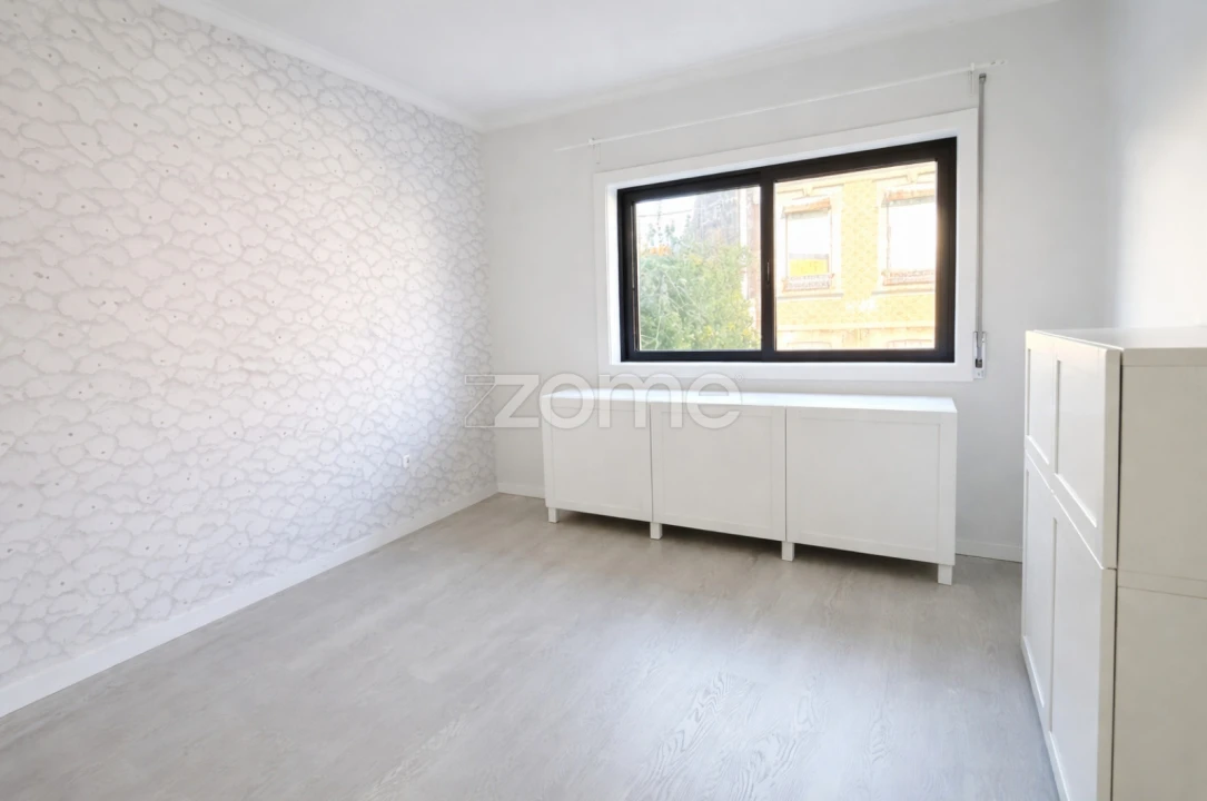 Apartamento T3 para Arrendamento em Custóias, Leça do Balio e Guifões Foto 9