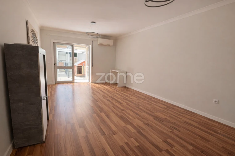 Apartamento T3 para Arrendamento em Custóias, Leça do Balio e Guifões Foto 3