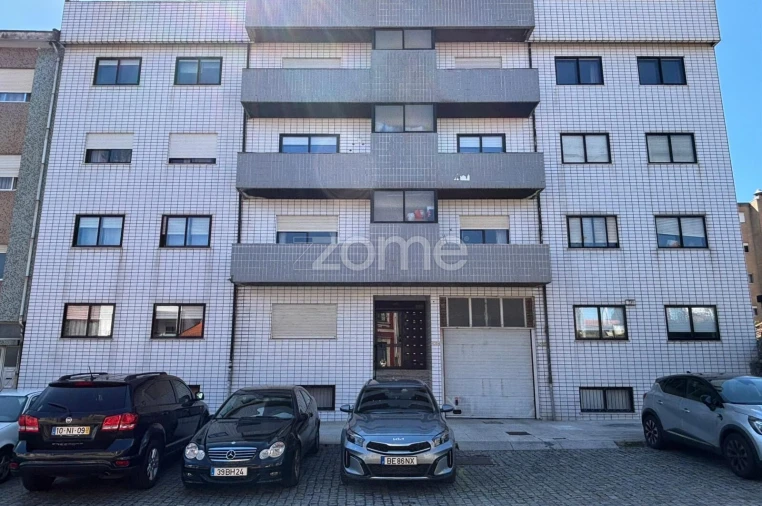 Apartamento T3 para Arrendamento em Custóias, Leça do Balio e Guifões Foto 1