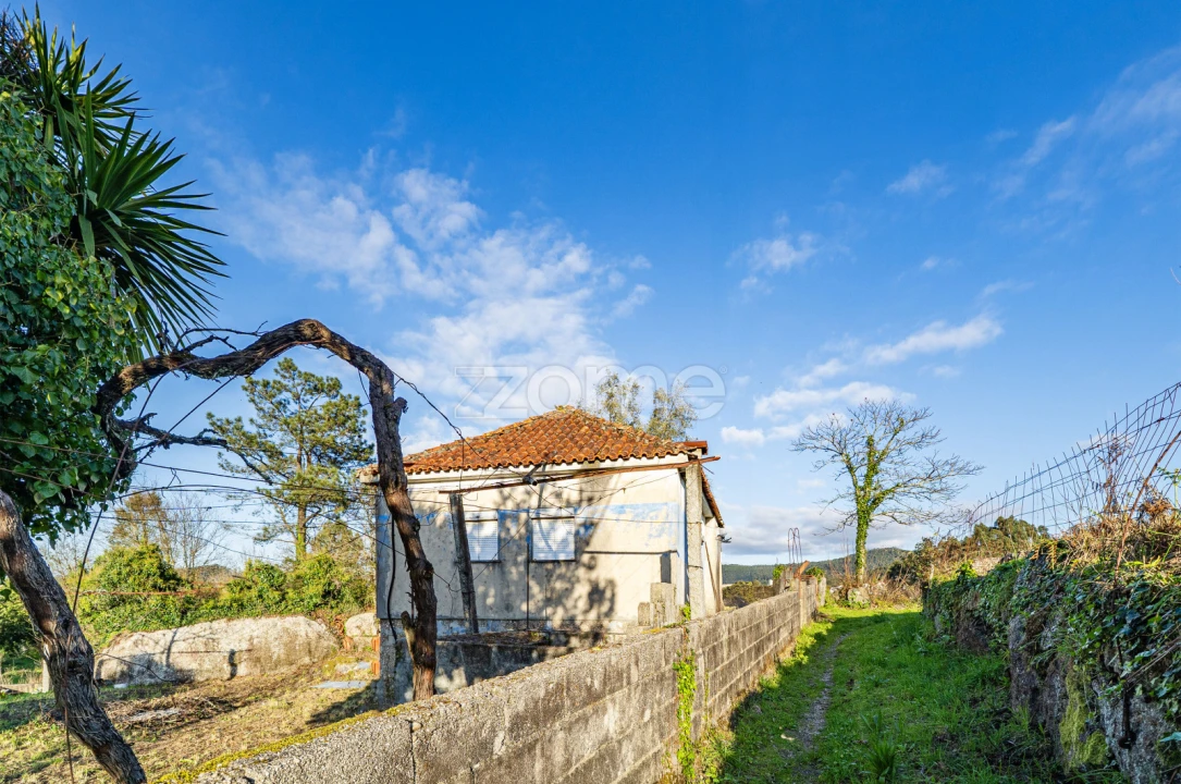 Moradia T2 para Venda em Priscos Foto 2