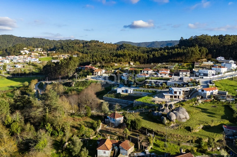 Moradia T2 para Venda em Priscos Foto 26