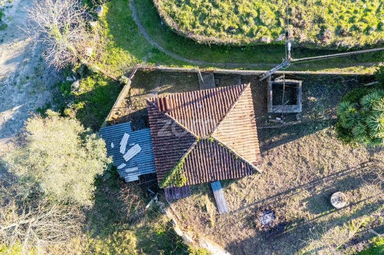 Moradia T2 para Venda em Priscos Foto 17