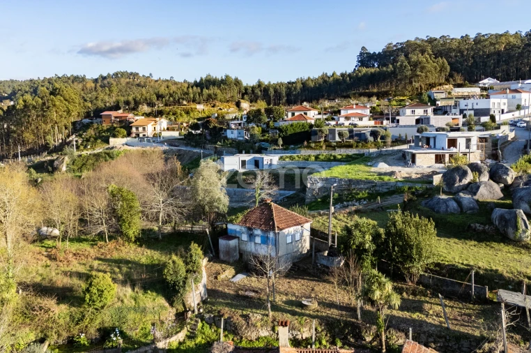 Moradia T2 para Venda em Priscos Foto 18