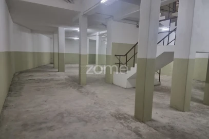 Terreno Comércio / Armazém para Venda em Gondomar (São Cosme), Valbom e Jovim