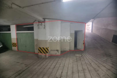 Terreno Comércio / Armazém para Venda em Gondomar (São Cosme), Valbom e Jovim