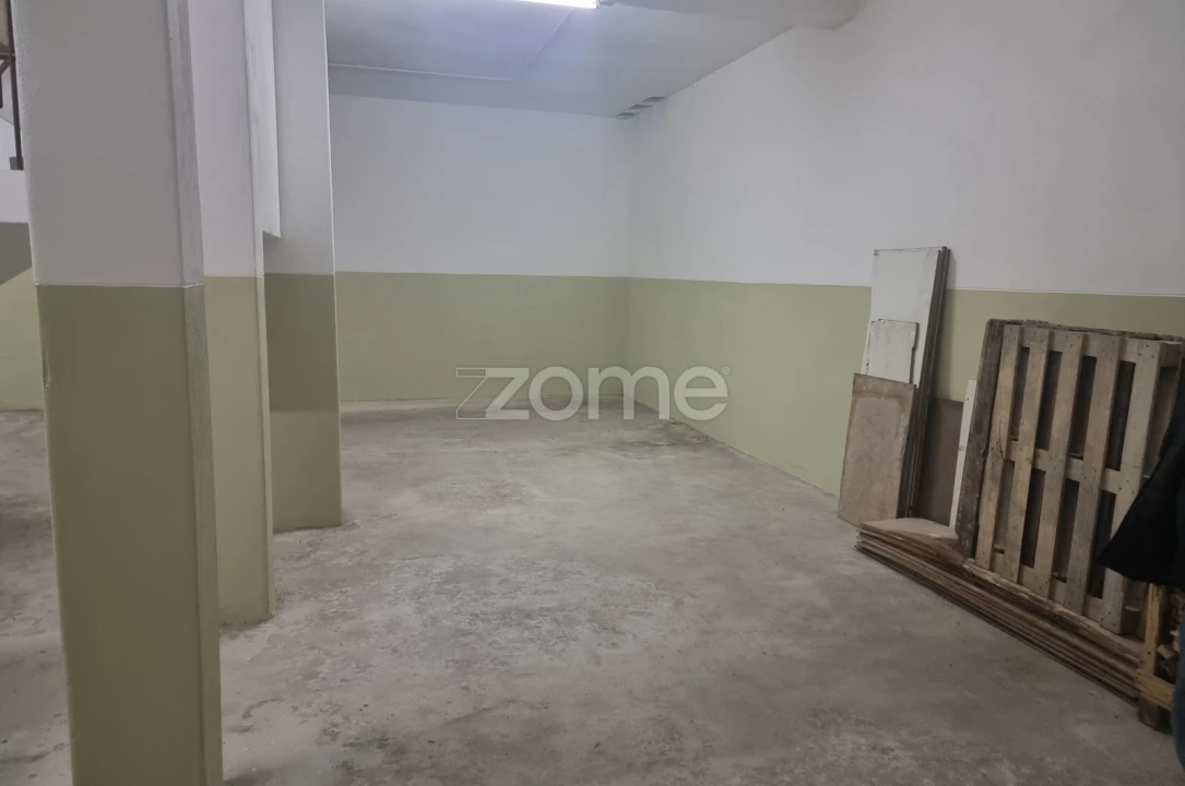 Terreno Comércio / Armazém para Venda em Gondomar (São Cosme), Valbom e Jovim Foto 9