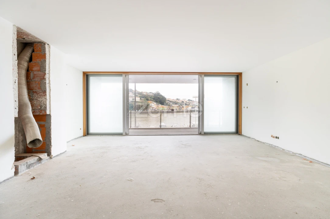 Apartamento T3 para Venda em Lordelo do Ouro e Massarelos Foto 4