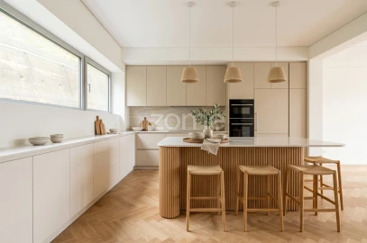 Apartamento T3 para Venda em Lordelo do Ouro e Massarelos