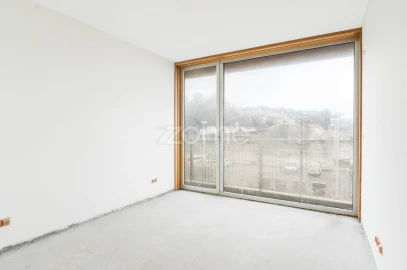 Apartamento T3 para Venda em Lordelo do Ouro e Massarelos