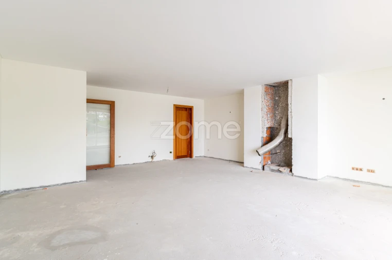 Apartamento T3 para Venda em Lordelo do Ouro e Massarelos Foto 8