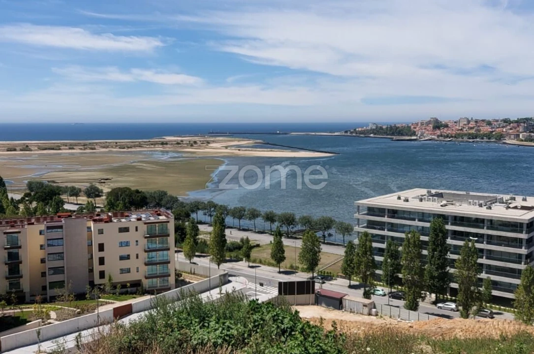 Apartamento T2 para Venda em Canidelo Foto 2