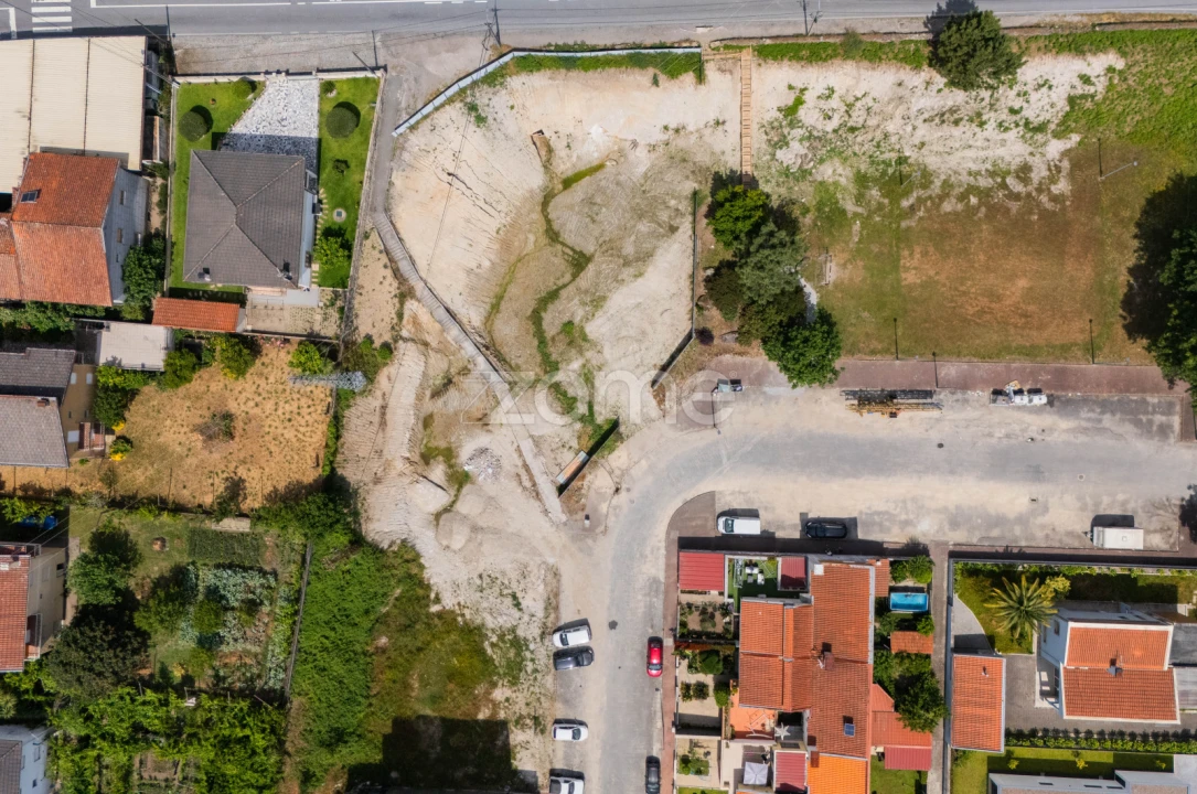 Apartamento T3 para Venda em Fonte Arcada e Oliveira Foto 28
