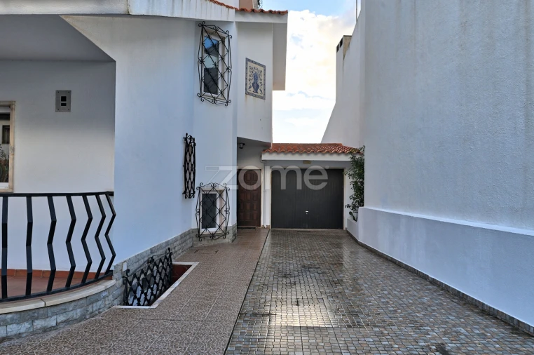 Moradia T7 para Venda em Cascais e Estoril Foto 3