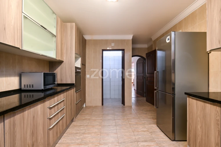 Moradia T7 para Venda em Cascais e Estoril Foto 48