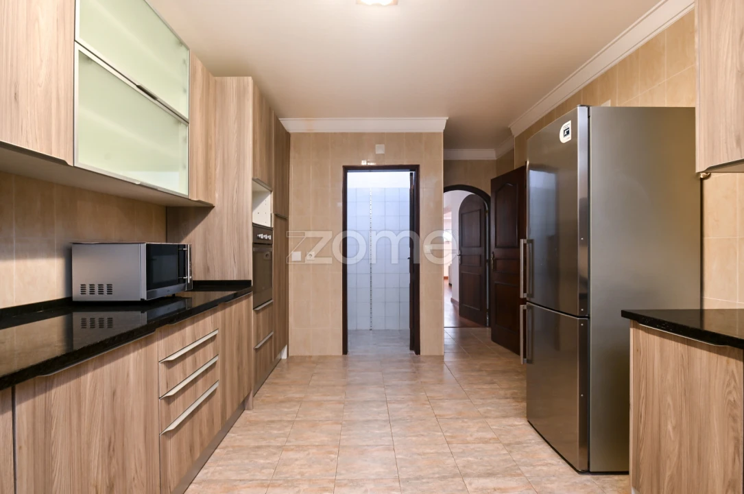 Moradia T7 para Venda em Cascais e Estoril Foto 48