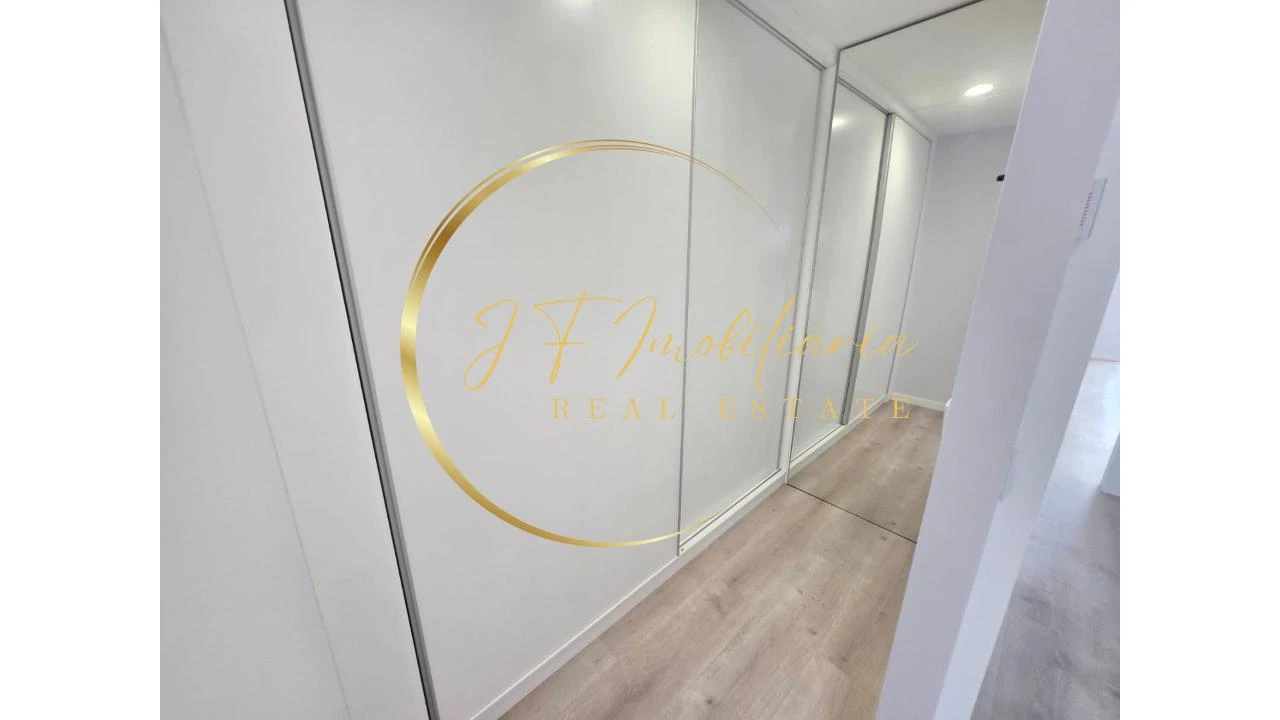 Moradia T4 para Venda em Aradas Foto 32