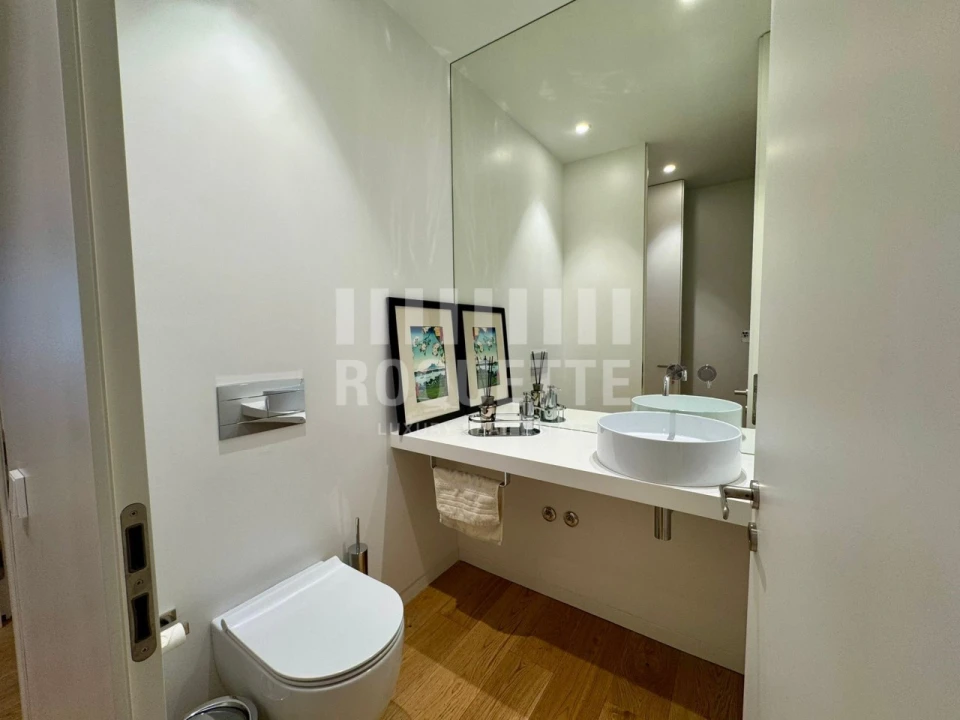 Apartamento T4 para Venda em Aldoar, Foz do Douro e Nevogilde Foto 5