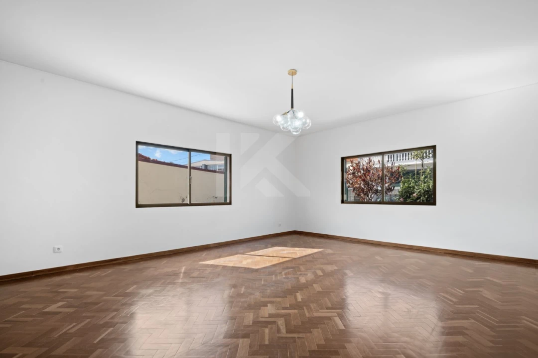 Moradia T3 para Venda em São Roque Foto 4