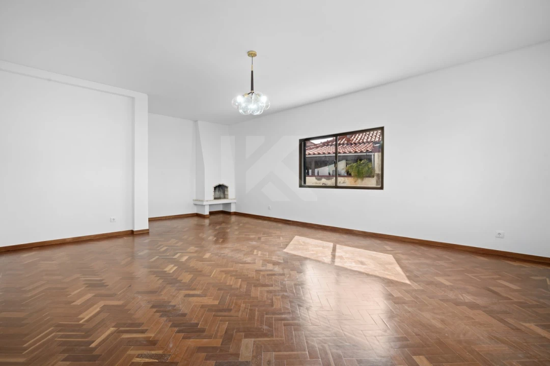 Moradia T3 para Venda em São Roque Foto 5