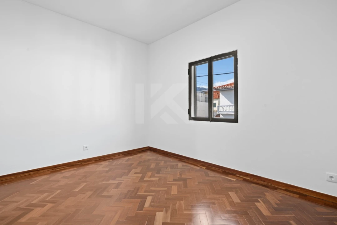 Moradia T3 para Venda em São Roque Foto 18