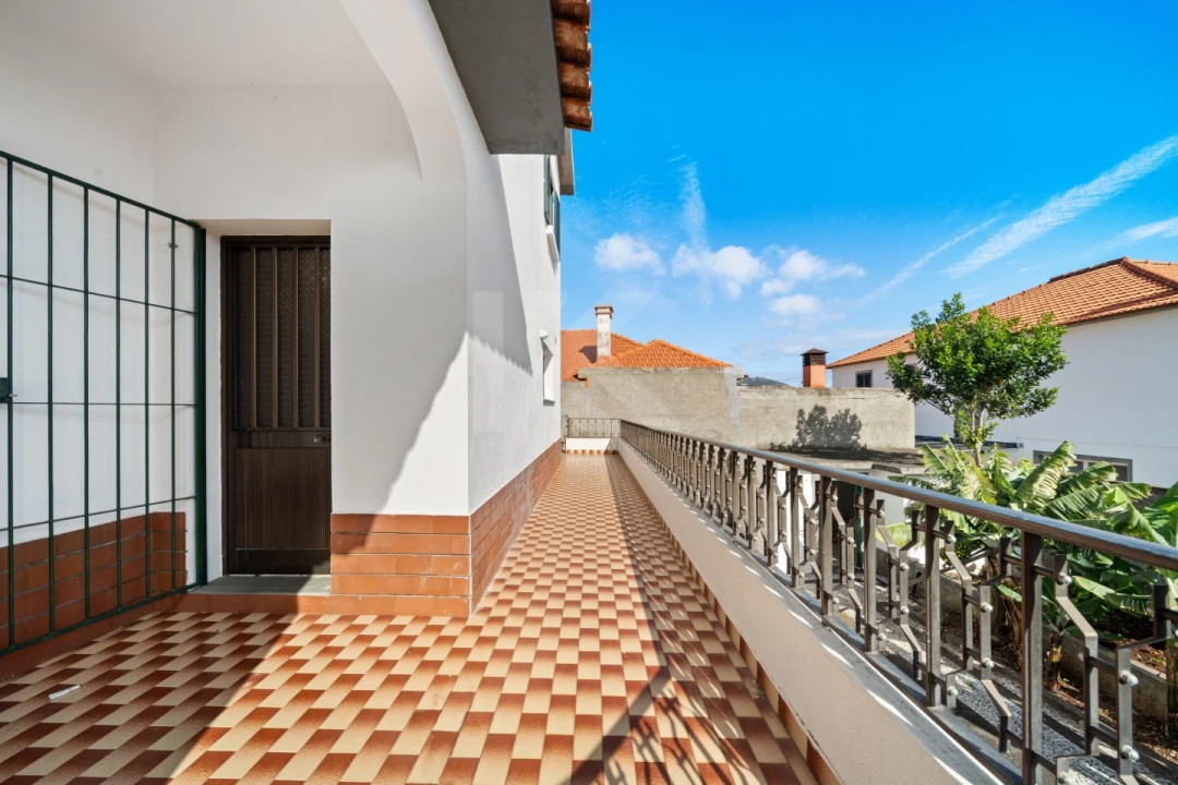 Moradia T3 para Venda em São Roque Foto 30