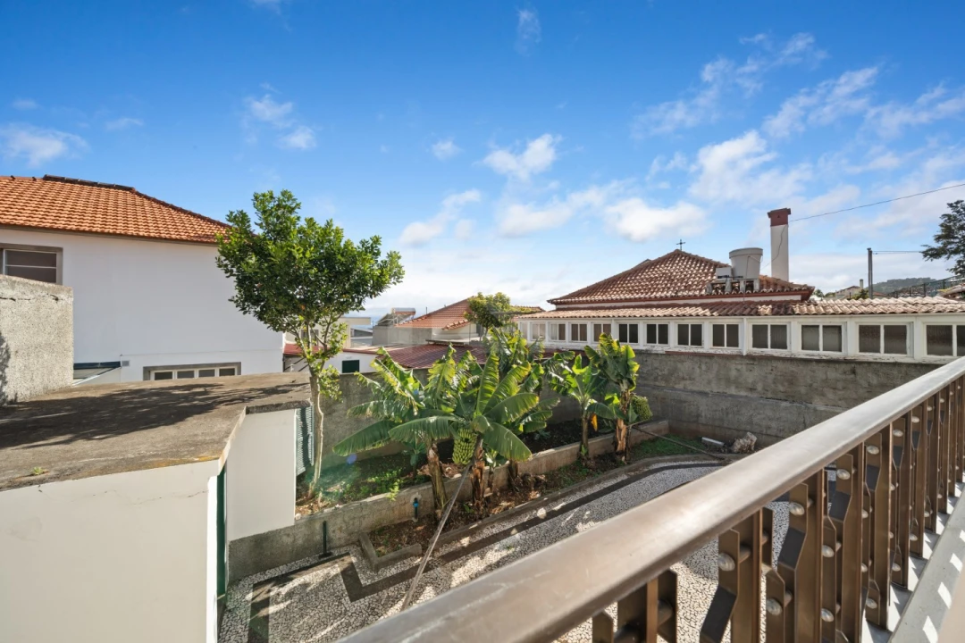 Moradia T3 para Venda em São Roque Foto 47