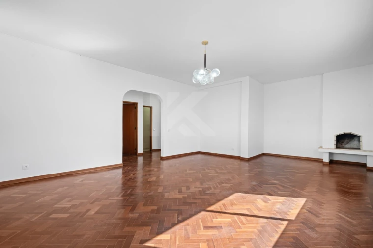 Moradia T3 para Venda em São Roque Foto 6