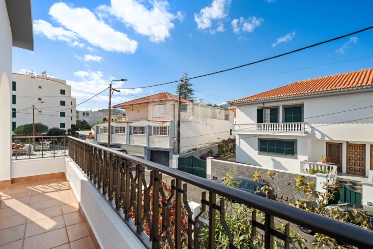 Moradia T3 para Venda em São Roque Foto 16