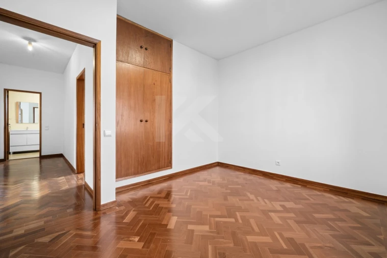 Moradia T3 para Venda em São Roque Foto 21