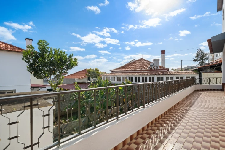 Moradia T3 para Venda em São Roque Foto 31